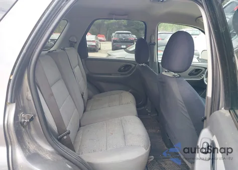 2005 Ford Escape Xlt z USA, uszkodzony, nr VIN 1FMYU93185DA12392